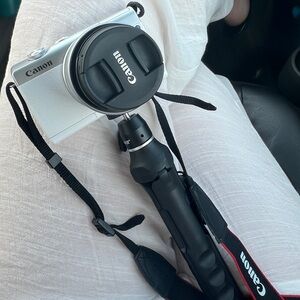 I love the picture it took and the video, I buy this cámara for my YouTube